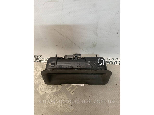 Ручка кнопка открытия багажника BMW E90 E60 E84 E70 E71 E88 E82 7118158 - Фото 1