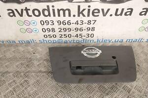 Ручка крышки багажника 906065X30A Nissan Navara D40 2005-2014