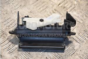 Ручка крышки багажника наружная Toyota Corolla (E12) 2001-2006 16