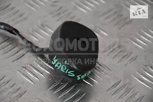 Ручка крышки багажника наружная Toyota Yaris 2006-2011 6921552060 