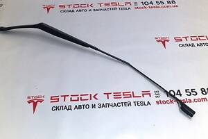 Рычаг стеклоочистителя правый Tesla model S, model S REST 6005950-00-B