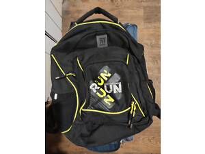 Рюкзак школьный