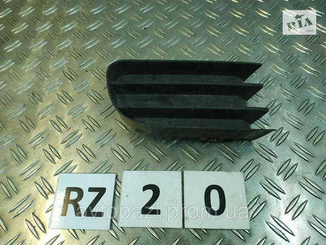 RZ0020 8200115120 заглушка ПТФ R Renault (RVI) Megane 2 03-06 44_01_02