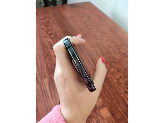 Samsung Galaxy Z Flip 4 +eSim 8/128GB - Фото 3