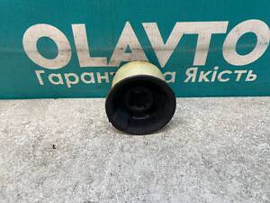 Сайлентблок переднего рычага (задний) Volkswagen Golf. Jetta. Поло. Caddy.Touran. Skoda Fabia. Audi A3. Seat Altea.Ibiza