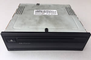 ЗЧИСЮВАЧ CD НАВІГАЦІЇ AUDI A6 C6 4F0035729D