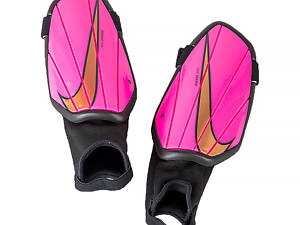 Щитки Nike Y NK CHRG GRD SP2165-600