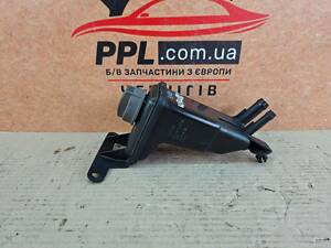 Seat Exeo 2008-2013 A4 B7 Бачок гідропідсилювача ГУР 8E0422373B