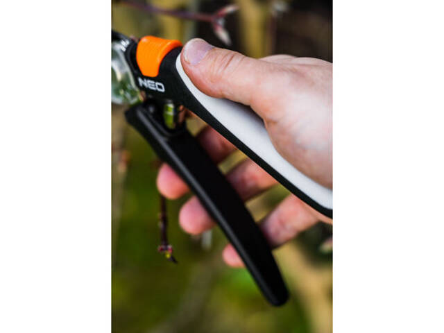 Секатор Neo Tools плоскосний, d різу 18мм, 200мм, 206г (15-204) - Фото 5