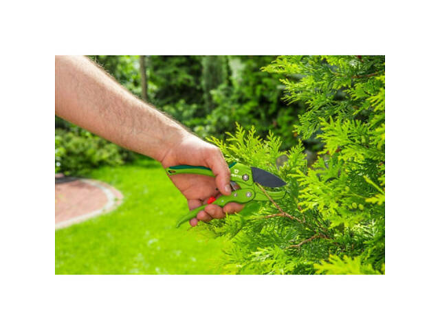 Секатор Verto з тріскачкою (15G205) - Фото 5