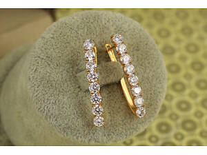 Сережки Xuping Jewelry доріжка з крупними білими каменями 3,3 см золотисті love-shopping