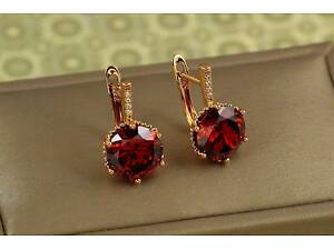 Сережки Xuping Jewelry з великим червоним каменем шестигранна оправа 2 см золотисті love-shopping