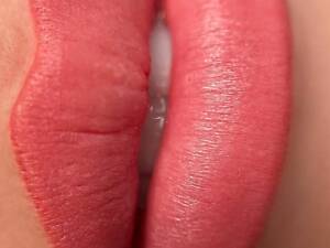 Перманентный макияж, наращивание ногтей, маникюр с укреплением, покрытие гель-лаком.