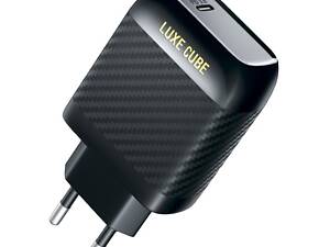 Мережевий зарядний пристрій Luxe Cube Dynamic 18W Black (4446689880896)