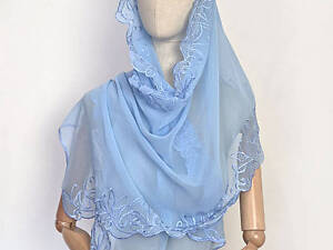 Шарф женский праздничный шифон с вышивкой голубой.