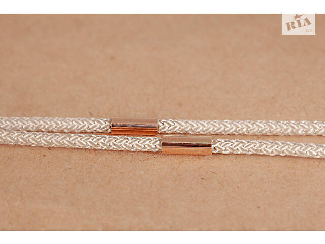 Шелковый бежевый шнурок с золотыми вставками 550 - Фото 4