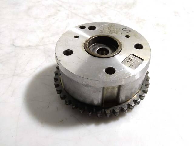 Шестерня распредвала впуск VW Polo 09-18 03C109088G - Фото 1