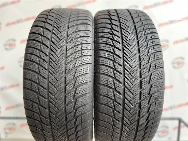 Шины Б/У зимняя 235/45 R20 BRIDGESTONE BLIZZAK LM001 8mm