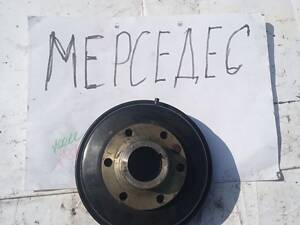 шкив коленвала на мерседес с класса или 190 модель 1996 г.в. мотор 2.0д ом 601 цена 2000гр оригинал гарантия на устанвку