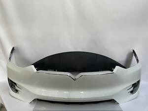 Передний бампер в комплектации Tesla model X