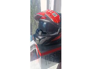 Шолом з окулярами