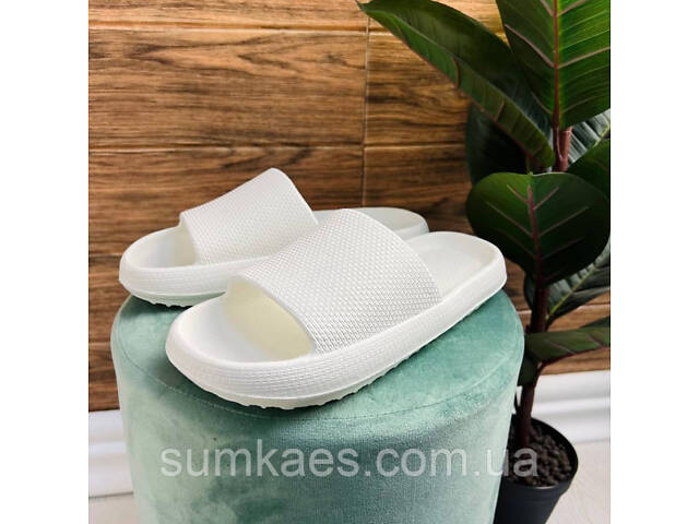 Shoozy тапочки шлепки женские, белые Shoozy тапочки шлепки женские, белые