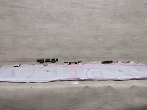 Шторка подушки безопасности Airbag правая Hyundai Venue (2019-) 80420-K2000 (Стреляная)