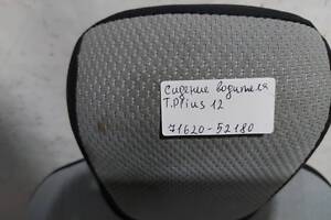 сидение водителя ● Toyota Prius C `12