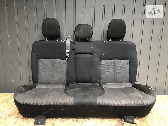 Сидіння салону задні Mitsubishi L200 2015-2022 6902C035XA