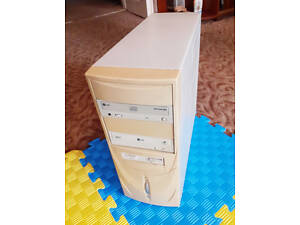 Системні блоки комп'ютера