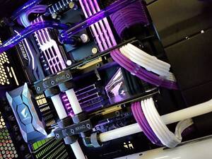 Складальник кабелів (електроніка) з проживанням