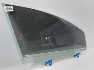 Стекло двери передней правой Chrysler 200 2015-2017 68104918AA Chrysler 200