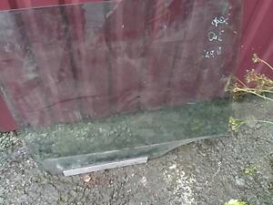 Стекло дверей Права Задние GM 90579662 Opel Zafira 1999-2004