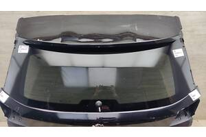 Скло стекло ляди кришки багажника Peugeot 3008 2 P84 (2016-2020)