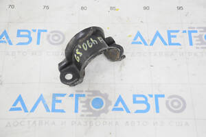 Скоба крепления переднего стабилизатора левая Lexus GS300 GS350 GS430 GS450h 06-11 rwd