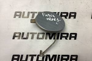 Заглушка переднего бампера Skoda Fabia 2 2007-2014 5J0807241