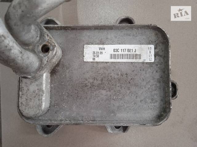 Масляный радиатор Skoda Octavia A5 2009-2013 03C117021J