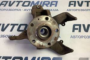 Поворотный кулак передний правый в сборе Skoda Octavia A5 2004-2013 1K0407256T