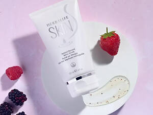 Скраб Ягодный для мгновенного обновления кожи Skin Гербалайф Herbalife SKIN