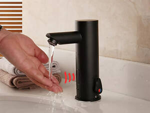Смеситель сенсорный для умывальника, качественный бесконтактный кран матовый для раковины Черный