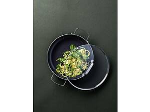 Сотейник із кришкою GreenPan Chef's Collection CC007736-001 28 см 3.5 л чорний