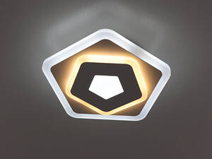 Сучасний креативний світильник стельовий LED для кухні ванної офісу 25140 Білий 6х24х24 см.