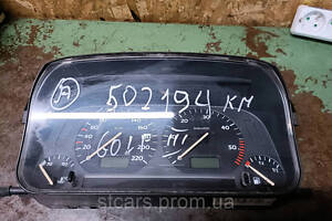 Спидометр приборная панель VW Golf III 1H0919864Q