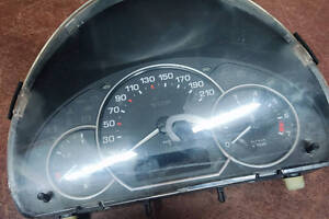 Спідометр приладова панель Peugeot 1007 9658241580