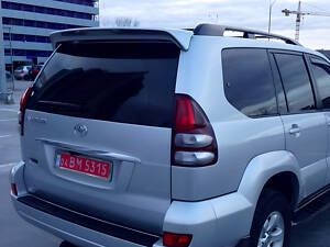 Спойлер на кришку багажника з білим стопом Toyota Land Cruiser Prado 120 2003-2009 колір срібло ABS пластик