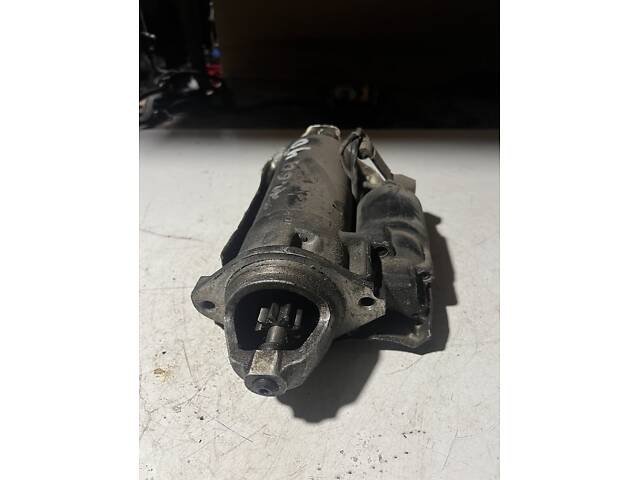 Стартер Bosch 0001110071 - Фото 1