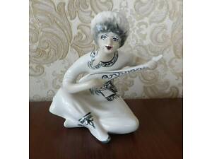 Статуетка 'Гариб (Туркмен з дутаром)' 16 см Трегубова Коростень