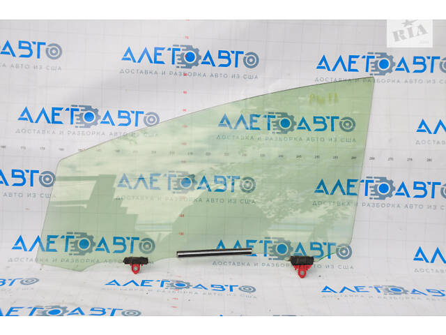 Стекло двери передней левой Toyota Prius V 12-17