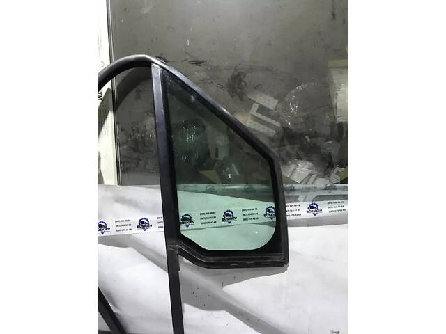 Стекло двери передней правой глухое Ford Transit Connect с 2002-2013 год 9T16-V21412-AA