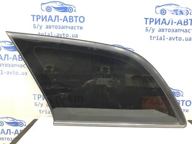 Стекло в кузов заднее левое Toyota Avensis T25 2.2 DIESEL 2ADFTV 2003 (б/у)